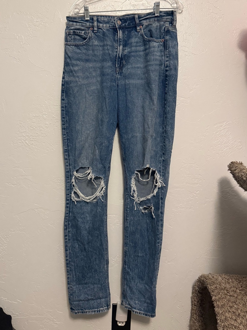 American Eagle Mom Jean